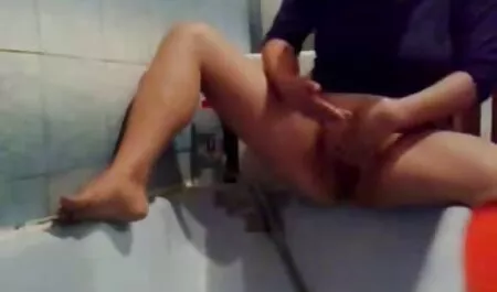 B - Mia Malkova skače na sex porno hentai kurac