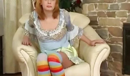 Sretni frajer jebao je dvije ljepotice na tonic tube porno web kameri!