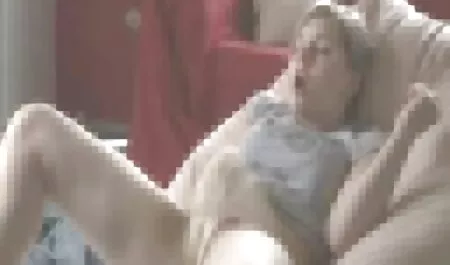 Glamurozna porno zvijezda Brooklyn Chase xxnx cinema zaškripala je