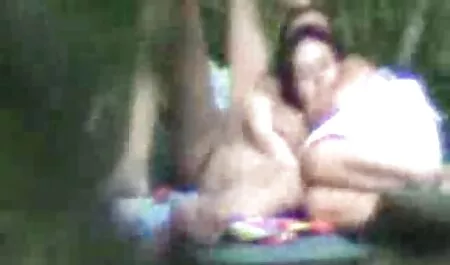 Alia Jeanine jebe veliku crninu da kazni svog film porno c sina