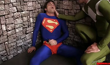 Nakon što je zabavu xvideo bel ami proveo tinejdžer jebeno