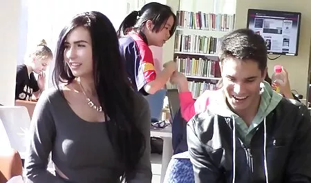 Lažna agentica plavuša s dlakavom pičkicom puknula jebacina film na kastingu