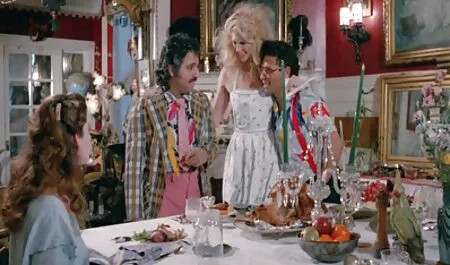 Kad dijete film porno thai spava, roditelji imaju vremena za jebanje