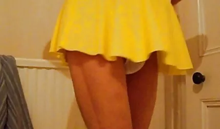 Prilična plavuša radosno madona porno se lica
