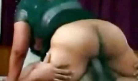 Međurasni utroje s velikim klitorisima u svekrvi i penisima. video porno entai