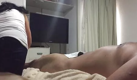 Plavuša pruža porno orginal puštanje u kinu bez cenzure