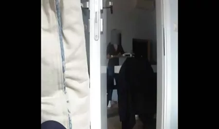 Kurve shemal film ližu spermu u ljepotice