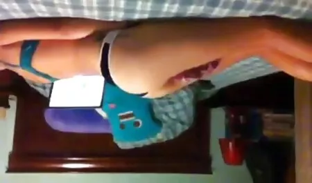 Nakon prvog sperma ona pita, neka ga german tube porno sperma u njezinoj pički !! kaubojka!