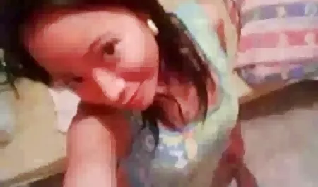 Indijska supruga ima prst film xxx gratis u prstima