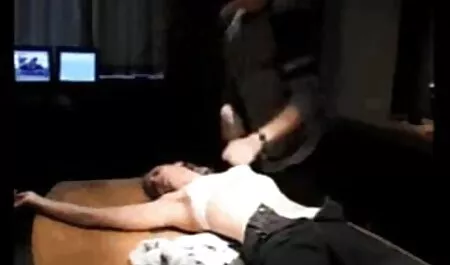 Eric tattoo porno - s prijateljima 3