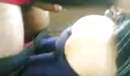 Nestašna ruska maserka s velikim sisama porn film complete daje sretan kraj!