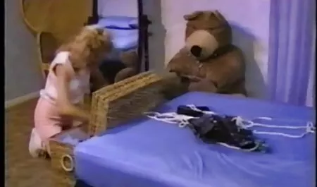 Seksi sestra ne može zamisliti kako ga ljubimiti veronica avluv film